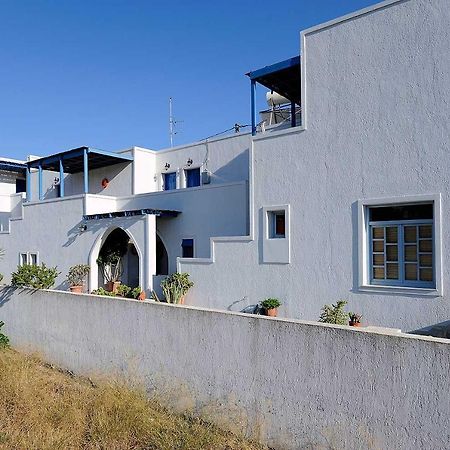 Manousos Rooms Adamantas  Buitenkant foto